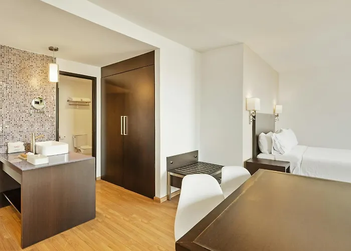 Fiesta Naucalpan Hotel Mexiko-Stadt