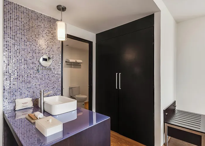 Hotel Fiesta Express Naucalpan 4*